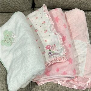Baby Blankets Set-4 EUC